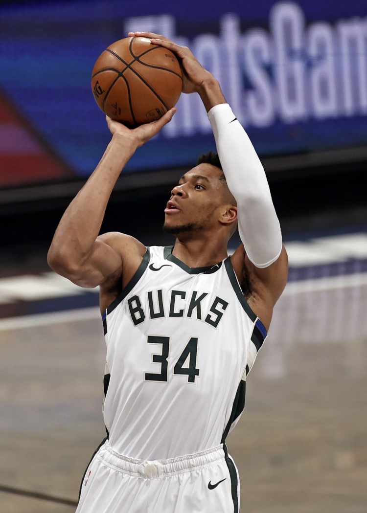 替代即兴评 替代即兴评