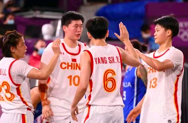 向进攻态势